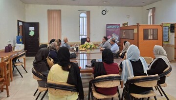 نشست مطالعاتی کتاب «راهبر زندگی خود باشید»