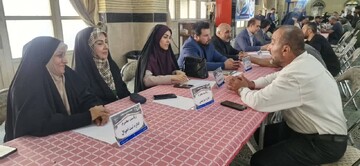 برپایی میز خدمت اداره‌کتابخانه های عمومی شهرستان پاکدشت