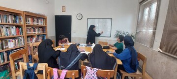 کارگاه آموزشی «نویسندگی و داستان نویسی» با حضور کودکان و نوجوانان
