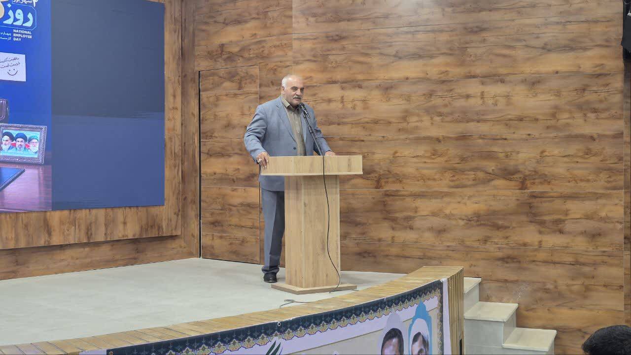 تأکید بر کار جهادی و توجه به دغدغههای کارکنان