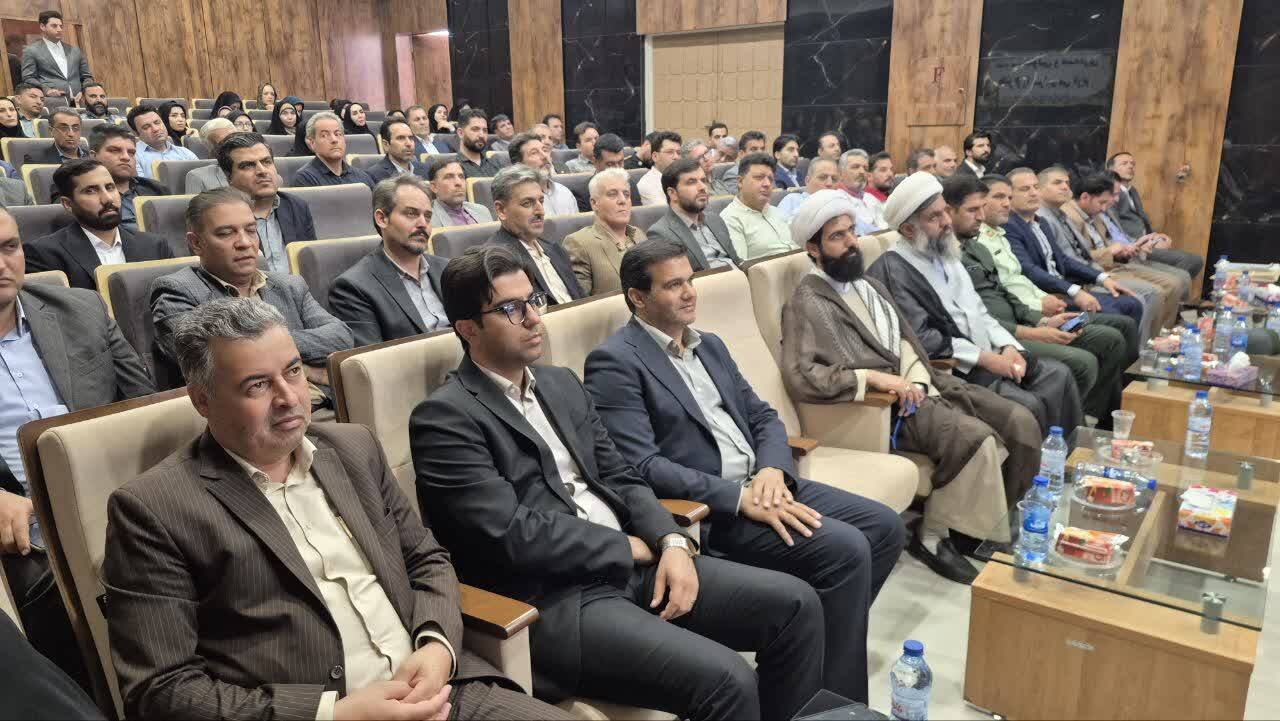 تأکید بر کار جهادی و توجه به دغدغههای کارکنان