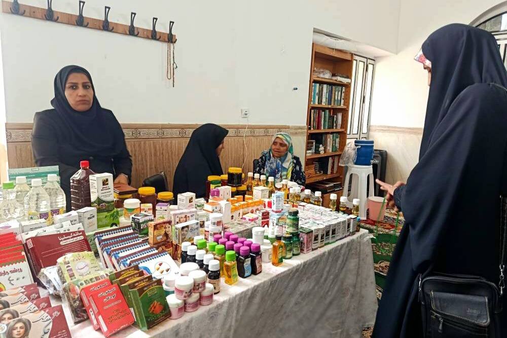 از معرفی کتاب و آموزش اوریگامی تا نمایشگاه کتاب و صنایع‌دستی در مسجد جامع نوکنده
