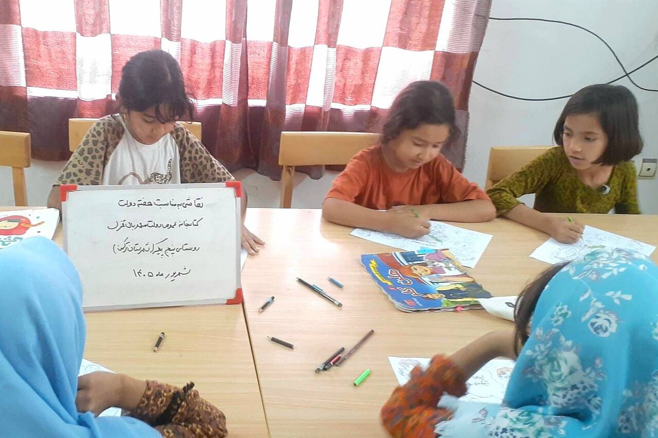 کتابخانه دولتمحمدبالقزل پنجپیکر برنامههای فرهنگی هفته دولت را اجرا کرد