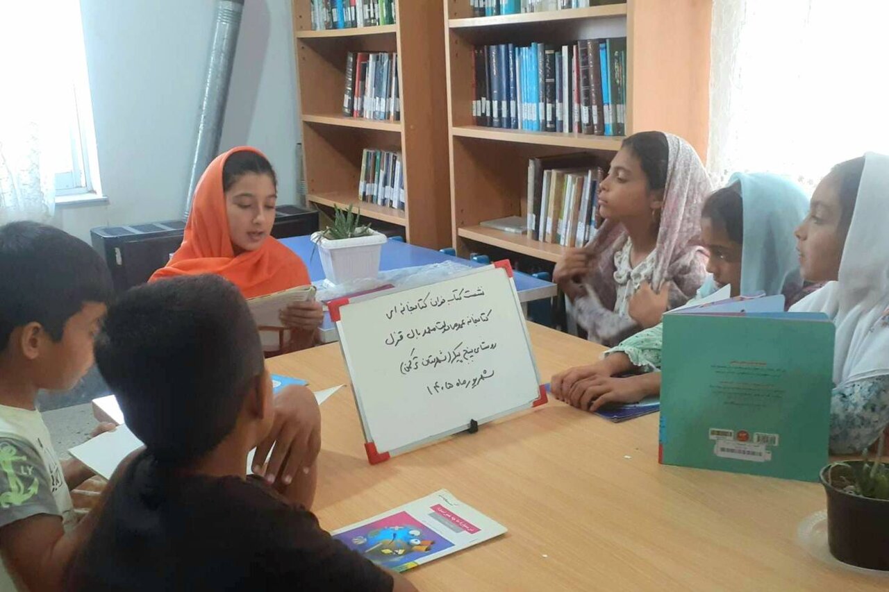 کتابخانه دولت‌محمدبال‌قزل پنج‌پیکر برنامه‌های فرهنگی هفته دولت را اجرا کرد