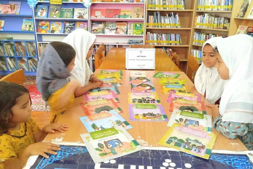 کتابخانه حکمت کلاله ویژهبرنامههای فرهنگی هفته وحدت را برگزار کرد