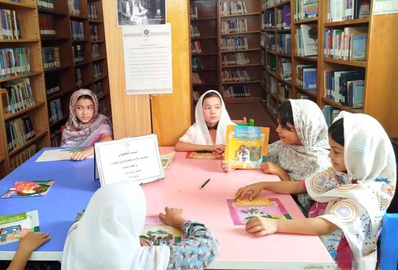 کتابخانه حکمت کلاله ویژهبرنامههای فرهنگی هفته وحدت را برگزار کرد