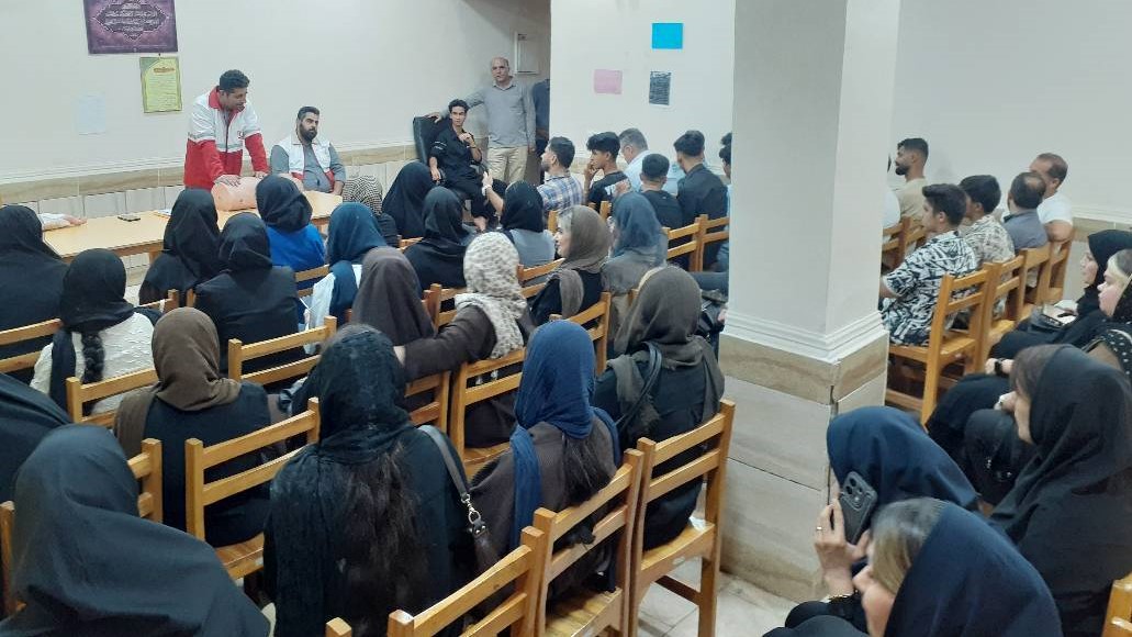برگزاری دوره آموزشی امداد و کمکهای اولیه در کتابخانه عمومی شهید مدرس هندیجان