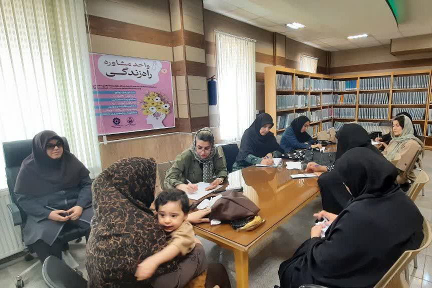 اجرای برنامه‌های فرهنگی آموزشی در کتابخانه سلمان ساوجی ساوه