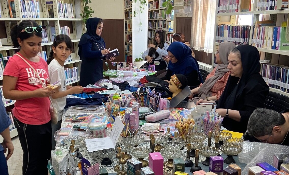 نمایشگاه کسبوکارهای کوچک در کتابخانه شهید چمران تهران