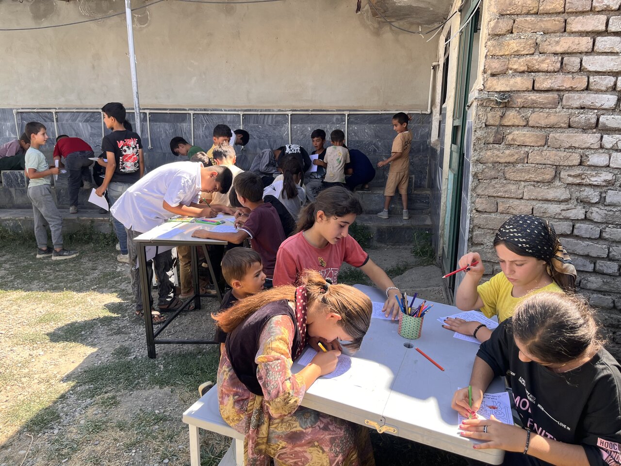 اعزام کاروان کتابخوانی «همخوان» به روستای عشایرنشین «باوان»