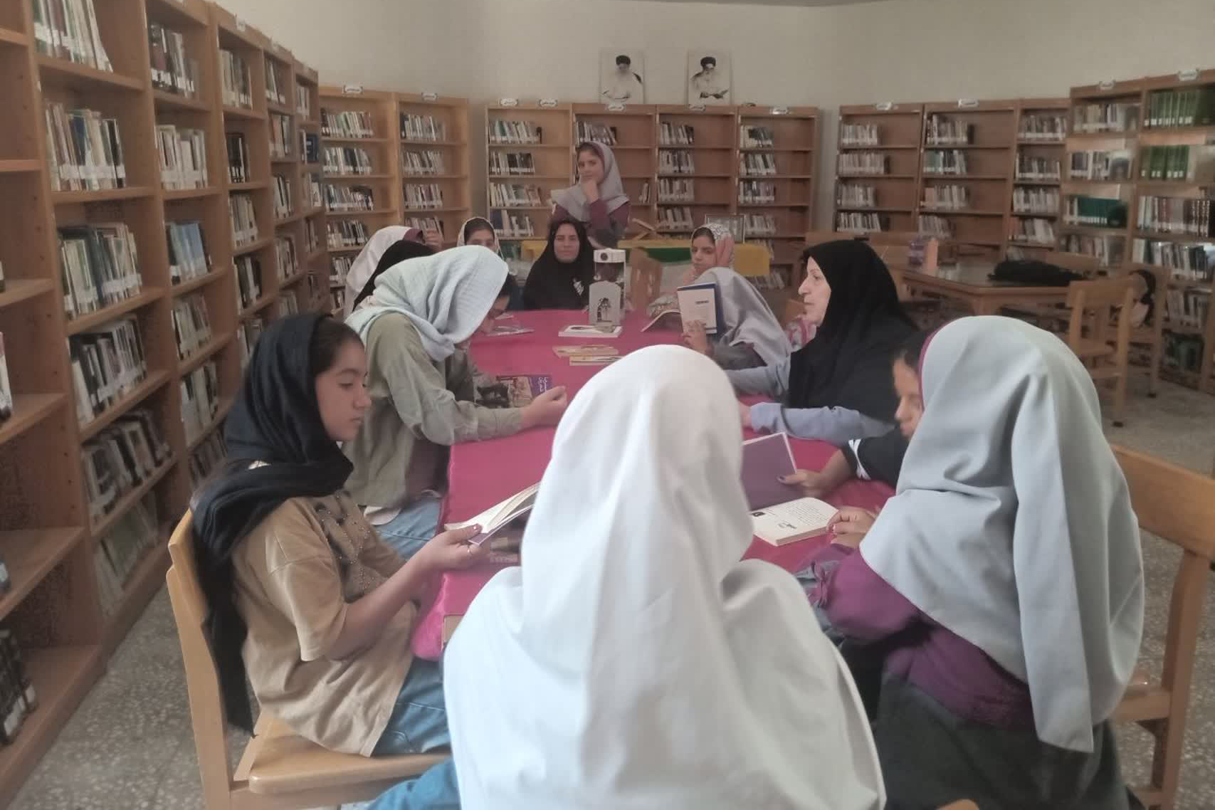 برنامه‌های آموزشی در کتابخانه ادیب‌الممالک جاورسیان برگزار شد
