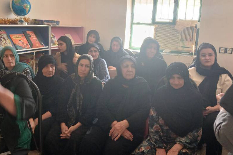 کتابخانه شهید حاج صارم طهماسبی آبدانان، میزبان خدمات درمانی رایگان شد