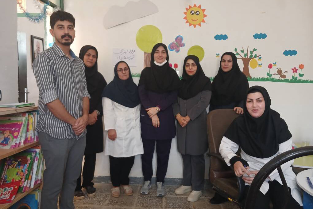کتابخانه شهید حاج صارم طهماسبی آبدانان، میزبان خدمات درمانی رایگان شد