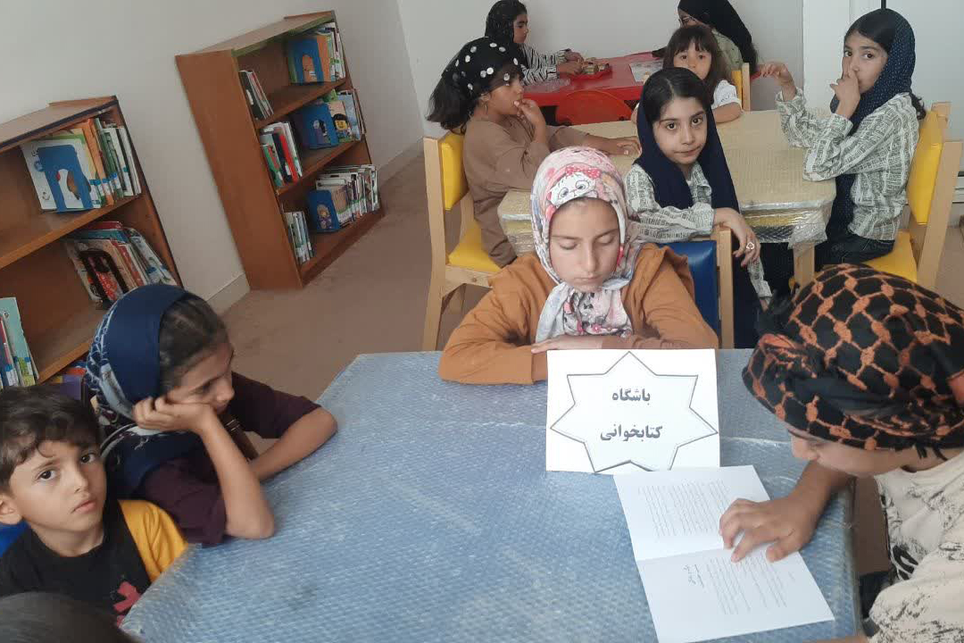 روایت روزهای فرهنگی و کتابخوانی در پیشخان اندیشه روستای چهرقان