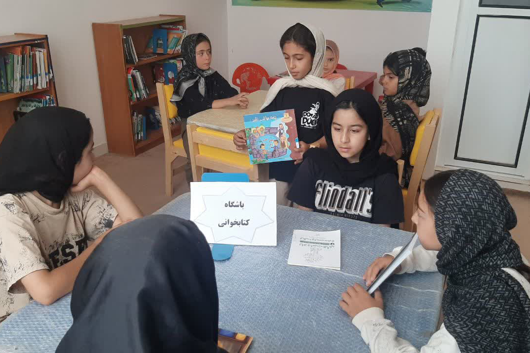 روایت روزهای فرهنگی و کتابخوانی در پیشخان اندیشه روستای چهرقان
