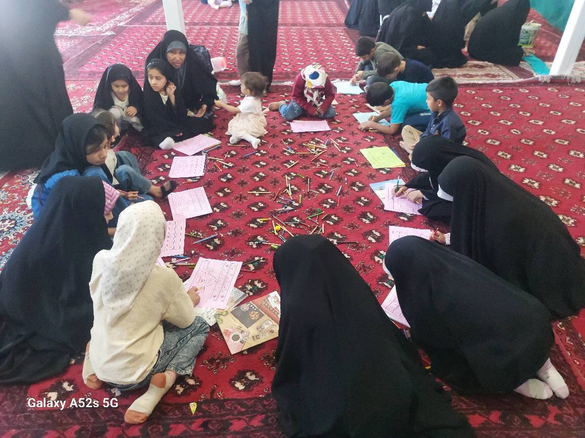 برپایی میز خدمت کتابخانه‌های عمومی فردوس در شهر باغستان