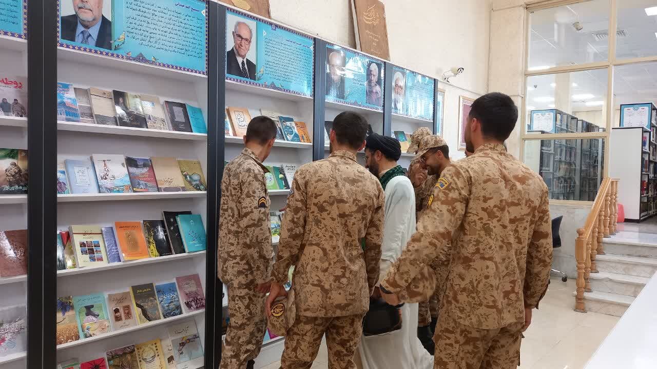 گامی برای ترویج کتاب و کتابخوانی در میان نیروهای نظامی