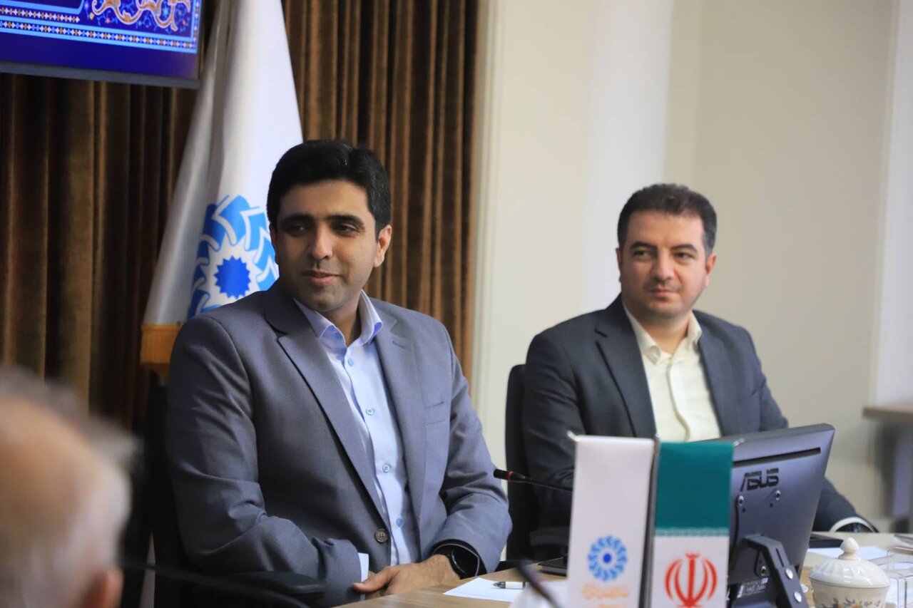 ظرفیت‌های مالیاتی برای جذب خیرین کتابخانه‌ساز