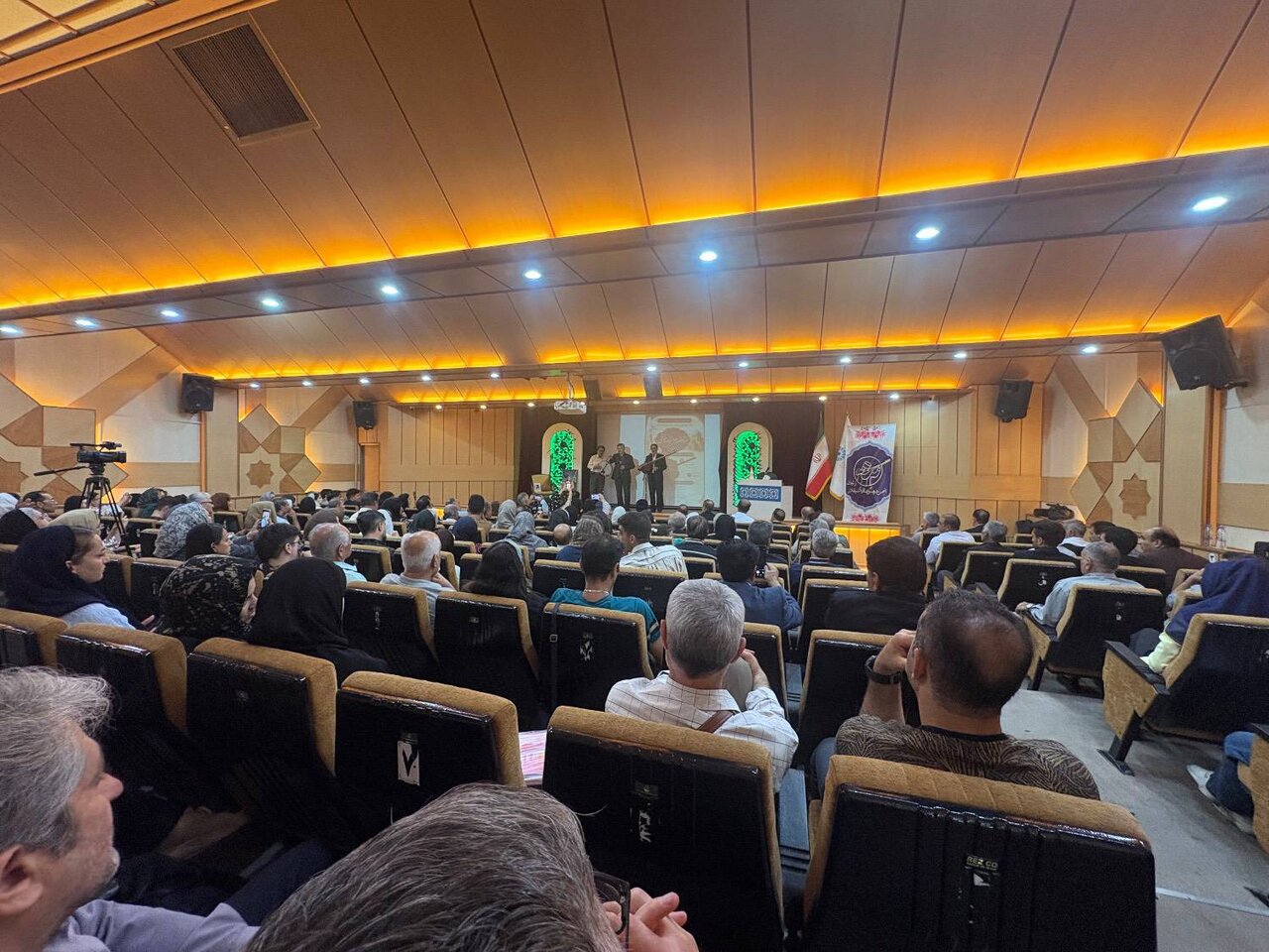 برگزاری ویژه‌برنامه ولادت پیامبر (ص) با اجرای معراج‌نامه و استادنامه در کتابخانه سهروردی