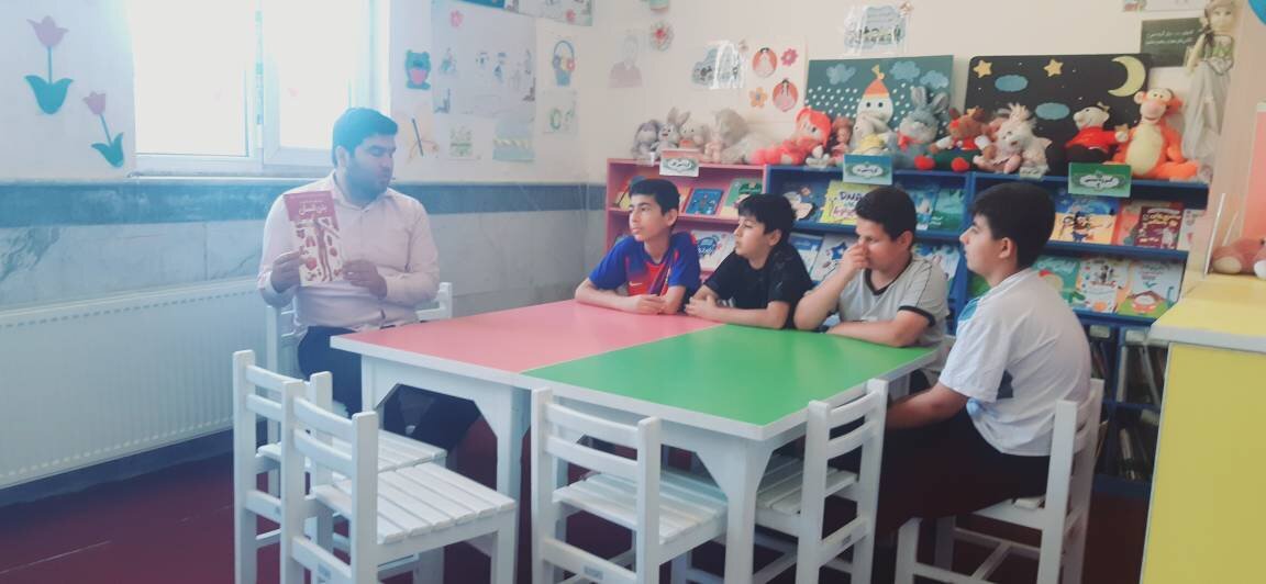 از مثنویخوانی تا مهارتآموزی؛ کتابخانههای کرمانشاه میزبان برنامههای متنوع فرهنگی شدند