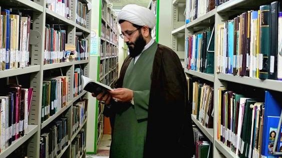 گامی بلند برای تقویت منابع تخصصی و توان‌افزایی کتابداران خوزستان با همراهی آستان قدس رضوی