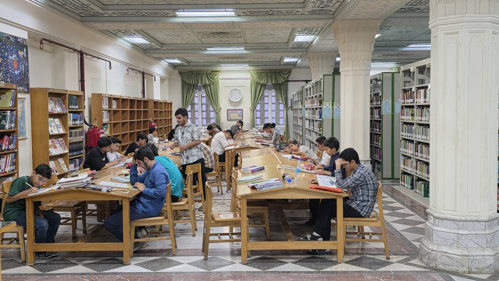 گامی بلند برای تقویت منابع تخصصی و توانافزایی کتابداران خوزستان با همراهی آستان قدس رضوی