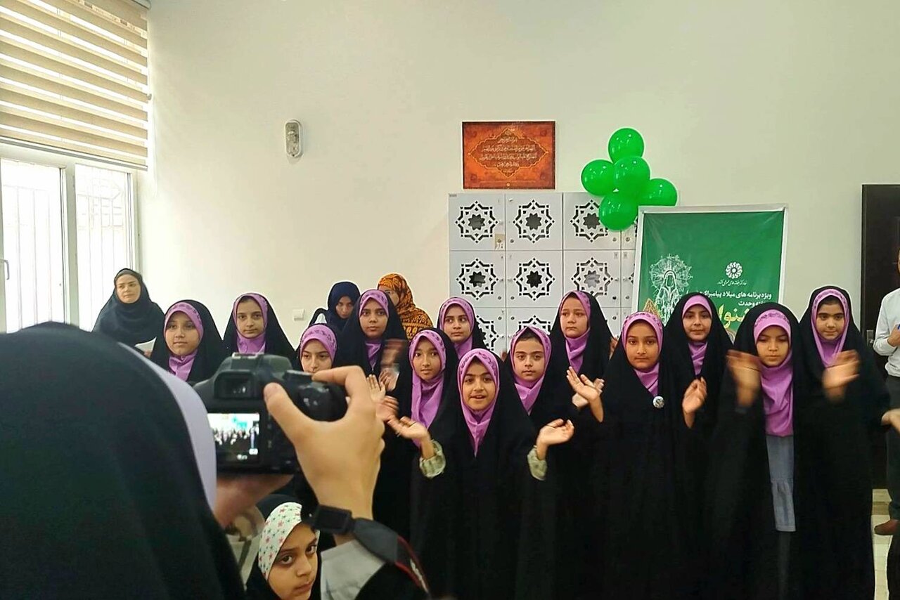 کتابخانه حکیم جرجانی کلاله میزبان جشن هفته وحدت شد