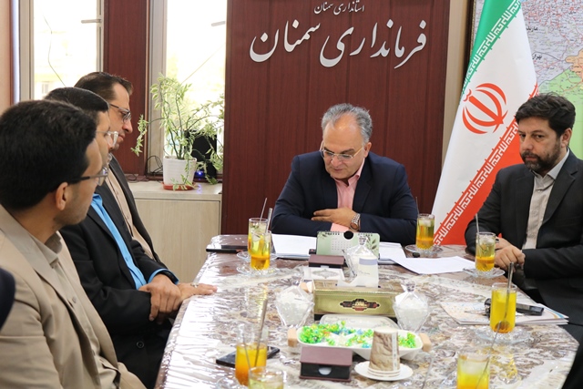 رئیس سابق اداره کتابخانه‌های عمومی شهرستان سمنان تکریم و سرپرست جدید معرفی شد