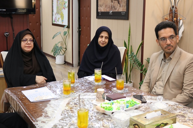 رئیس سابق اداره کتابخانههای عمومی شهرستان سمنان تکریم و سرپرست جدید معرفی شد