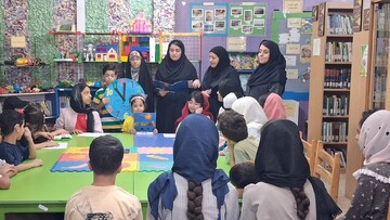 برگزاری برنامه فرهنگی‌ آموزشی «یک قصه، یک قرار، یک زمین پاک»