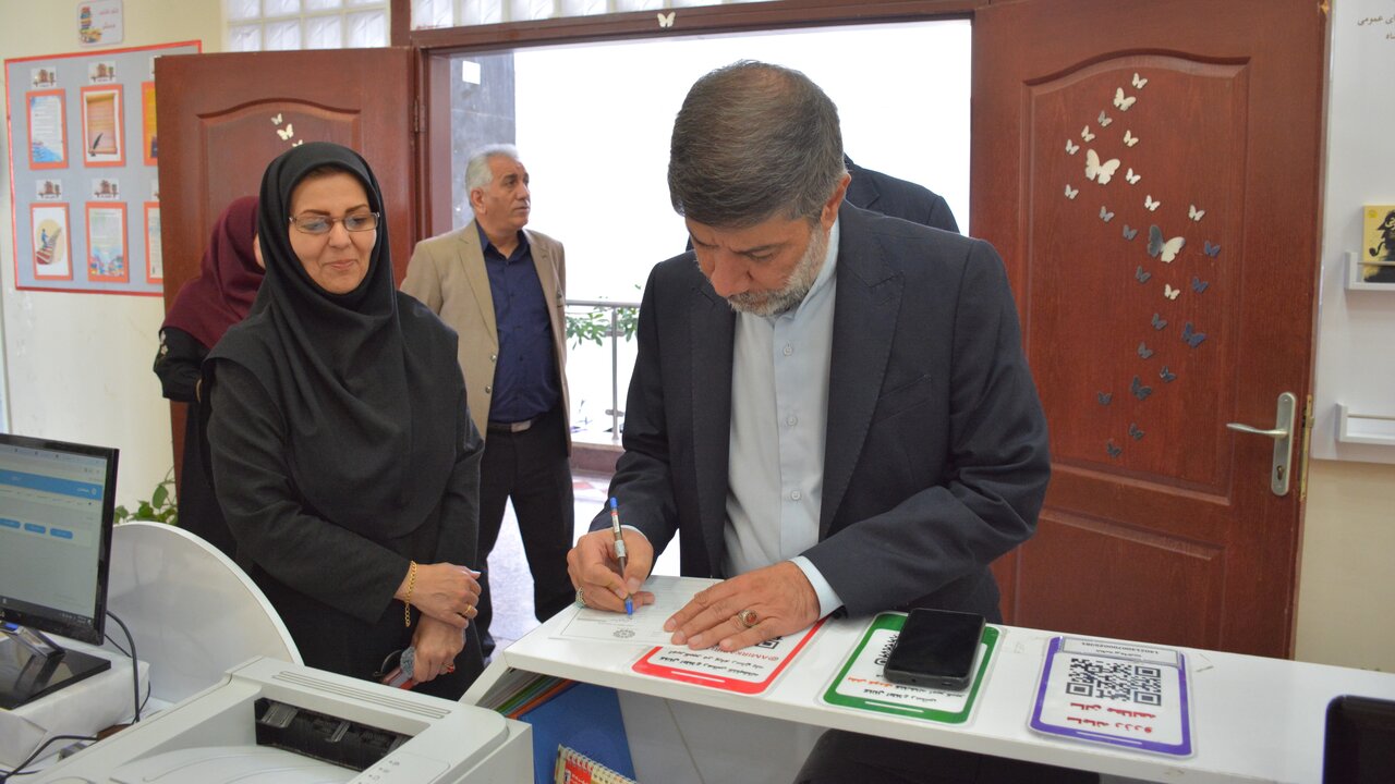 رسانه ملی و کتابخانه‌های عمومی جدایی‌ناپذیرند/ لزوم تشکیل کارگروه مشترک برای ترویج فرهنگ مطالعه