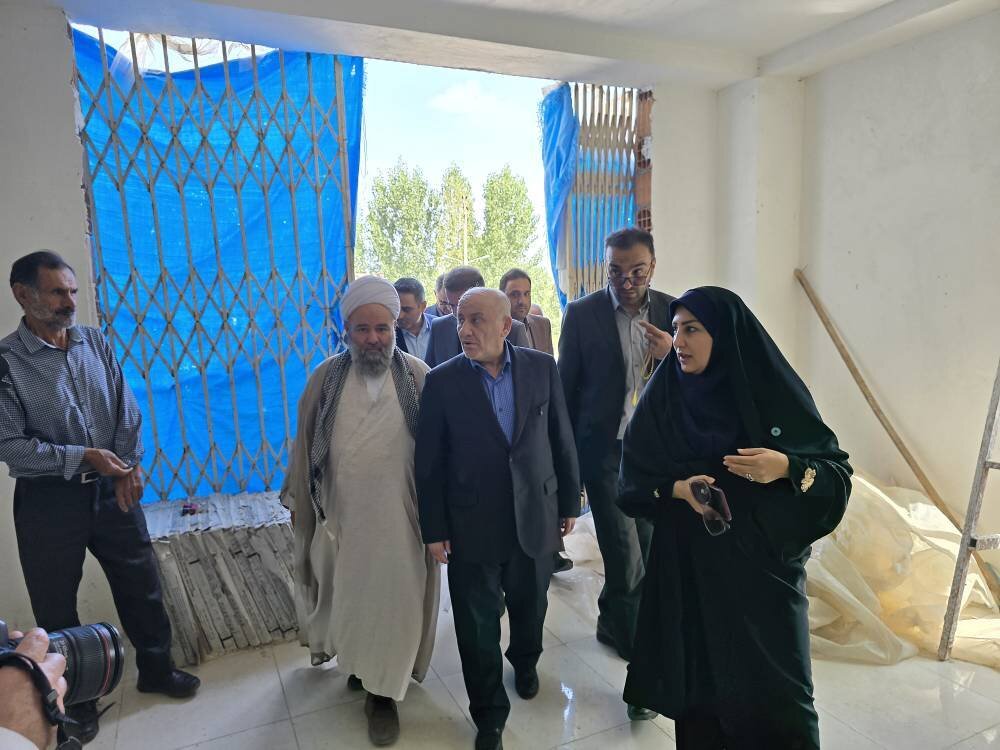 استاندار مازندران، روند پیشرفت پروژه کتابخانه مرحوم میارنعیمی کلاردشت را بررسی کرد