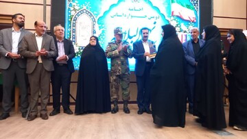 از برگزیدگان مسابقه «در سایه‌سار حکمت علوی» تقدیر شد