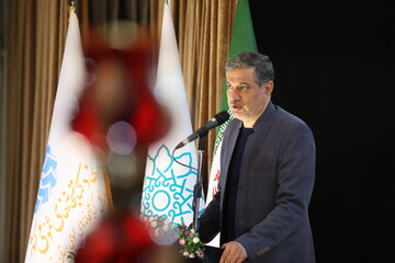 نخستین سوگواره ملی عاشورایی «نذر شعر» در کتابخانه مرکزی پارک شهر برگزار شد
