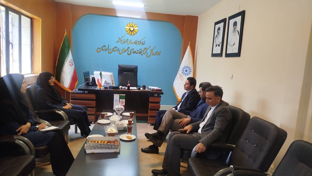 همکاری اتاق بازرگانی لرستان و کتابخانههای عمومی برای تقویت فرهنگ کتابخوانی