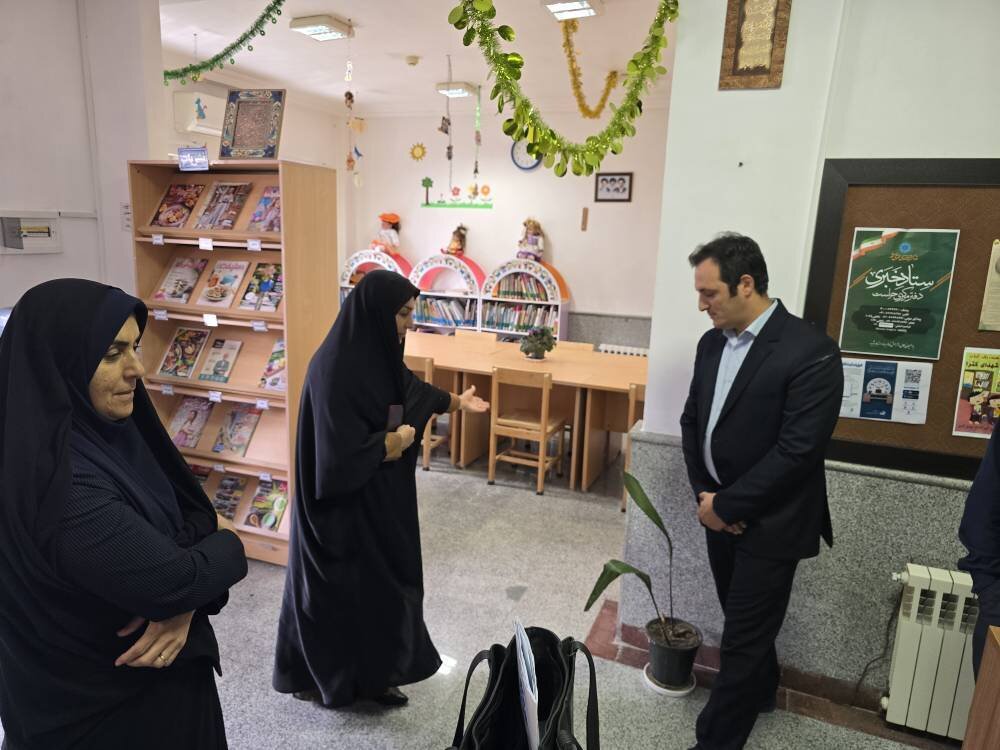 سرپرست کتابخانه‌های عمومی مازندران، پای صحبت کتابداران نشست