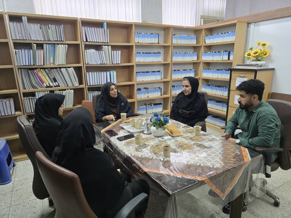 فلاح کردآبادی از کتابخانه‌های شهرستان چالوس بازدید کرد