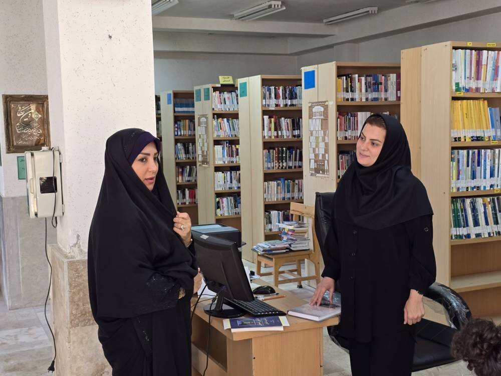 فلاح کردآبادی از کتابخانههای شهرستان چالوس بازدید کرد