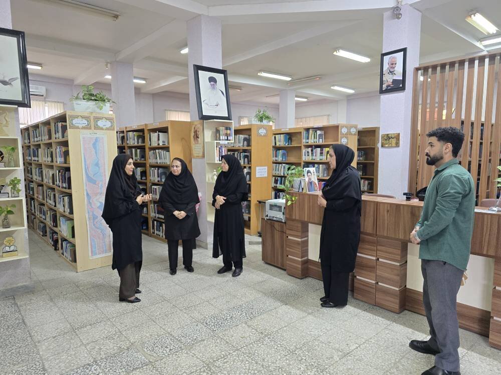 فلاح کردآبادی از کتابخانه‌های شهرستان چالوس بازدید کرد