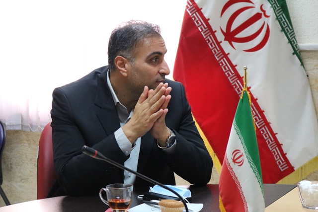 بازدید شهردار و اعضای شورای اسلامی شهر شهمیرزاد از بخشهای نوآورانه کتابخانه مرکزی سمنان