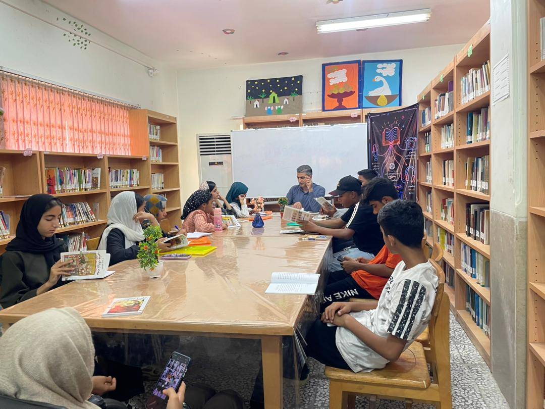 «فن تاب» در کتابخانه فرهیختگان ایسین به روایت تازهای از ترویج خواندن رسید