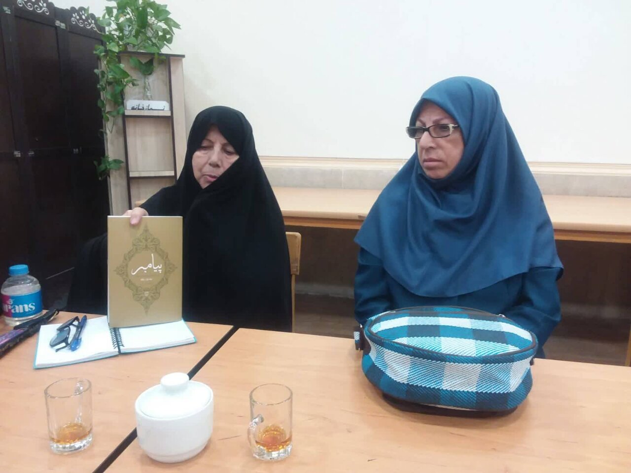 دوازدهمین نشست دورهمی «قرار کتابخوانی» در کتابخانه پانزده خرداد