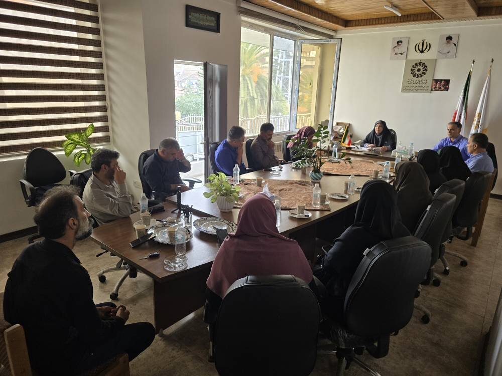فلاح کردآبادی از کتابخانههای شهرستان آمل بازدید کرد