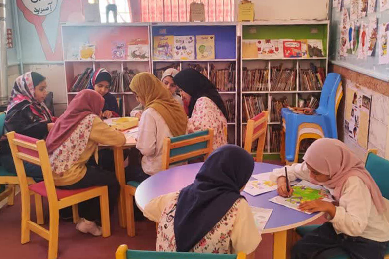 شهریور با طعم کتاب در کتابخانههای عمومی استان مرکزی