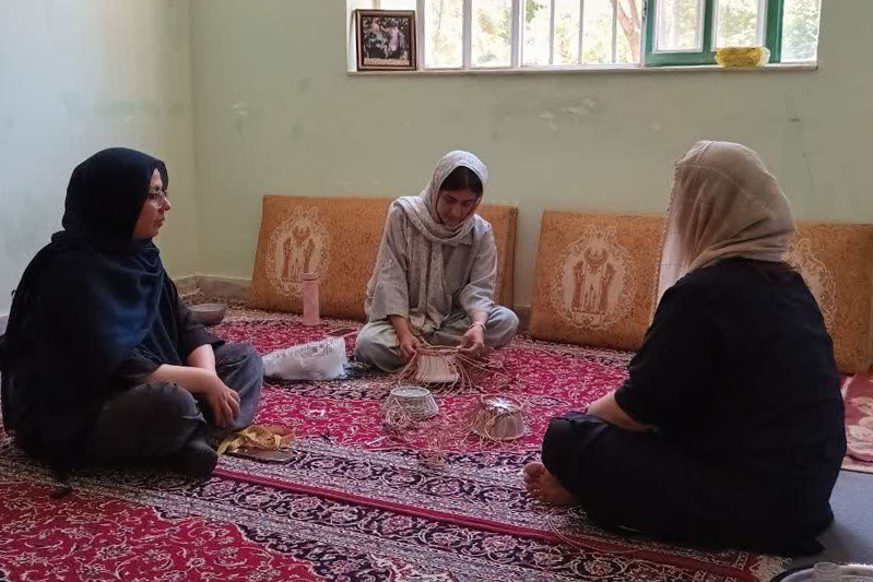 کتابخانه ادیبالممالک جاورسیان؛ خانهای امن برای یادگیری و مهارتآموزی