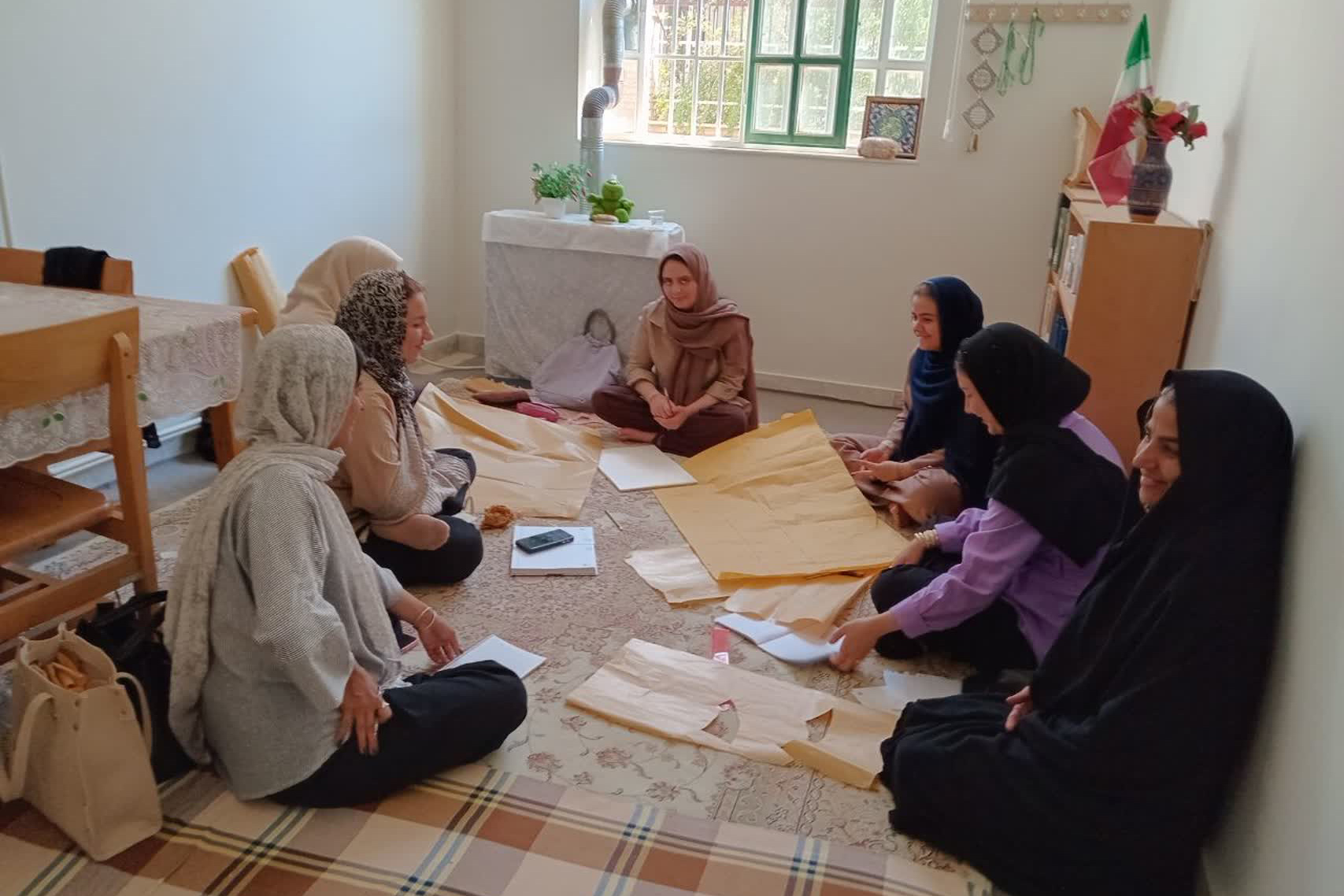 کتابخانه ادیب‌الممالک جاورسیان؛ خانه‌ای امن برای یادگیری و مهارت‌آموزی