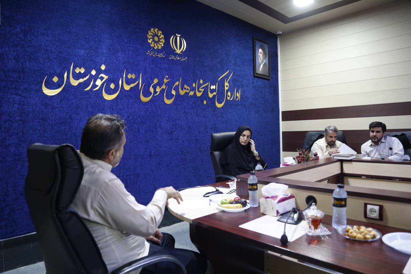 دیدار چهره‌به‌چهره دبیرکل نهاد کتابخانه‌های عمومی کشور با کتابداران خوزستان