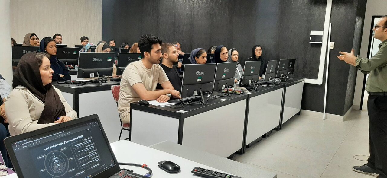نخستین جلسه دوره آموزشی «هوش مصنوعی در پژوهش»