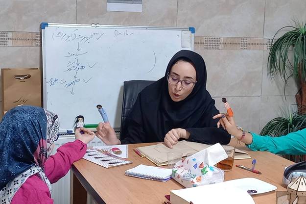 هشتمین گام از مسیر حماسه و هنر در نشست «شاهنامه‌خوانی» کتابخانه استاد امیری فیروزکوهی
