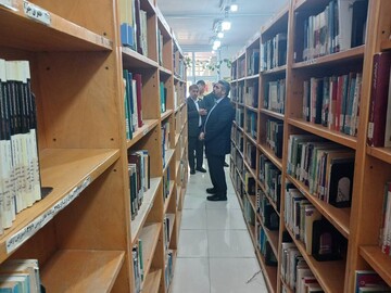 بازدید دستیار دبیرکل نهاد از کتابخانه‌های عمومی شهرستان باغملک